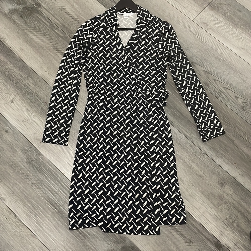 DVF, Long Sleeve Wrap Dress, Jeanne Two, Black and Cream, 8, abstract